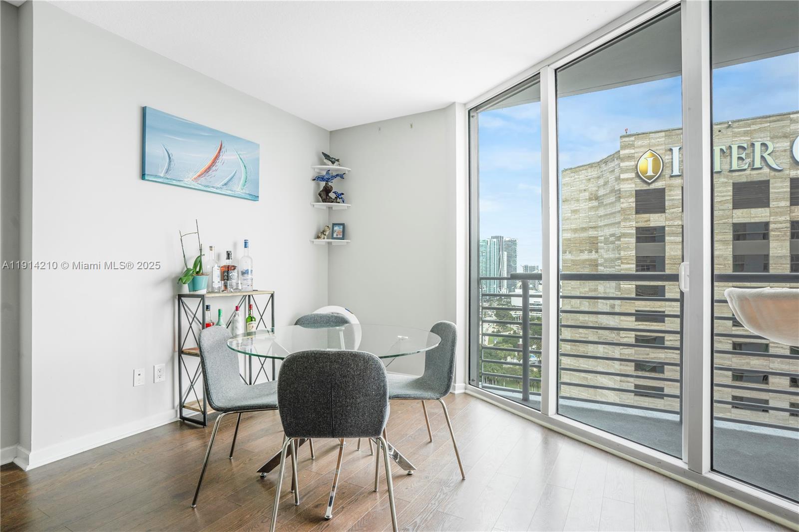 335 S Biscayne Blvd #3402, Miami FL 33131
