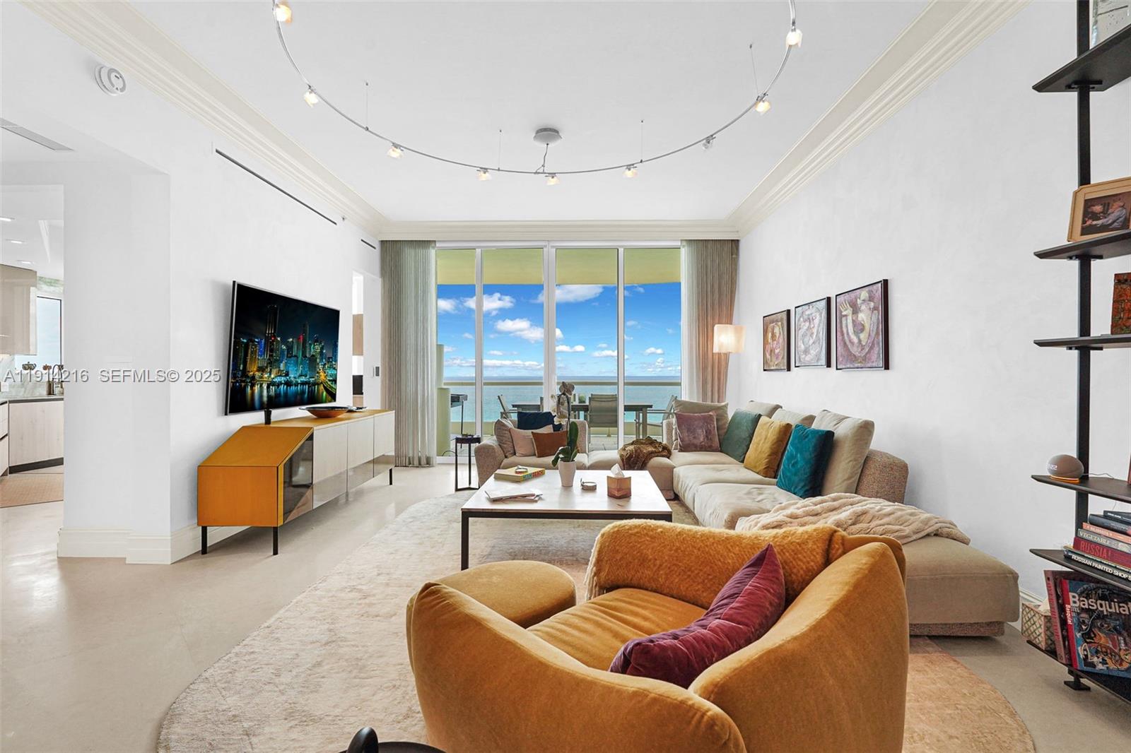 16047 Collins Ave #2102, Sunny Isles Beach FL 33160