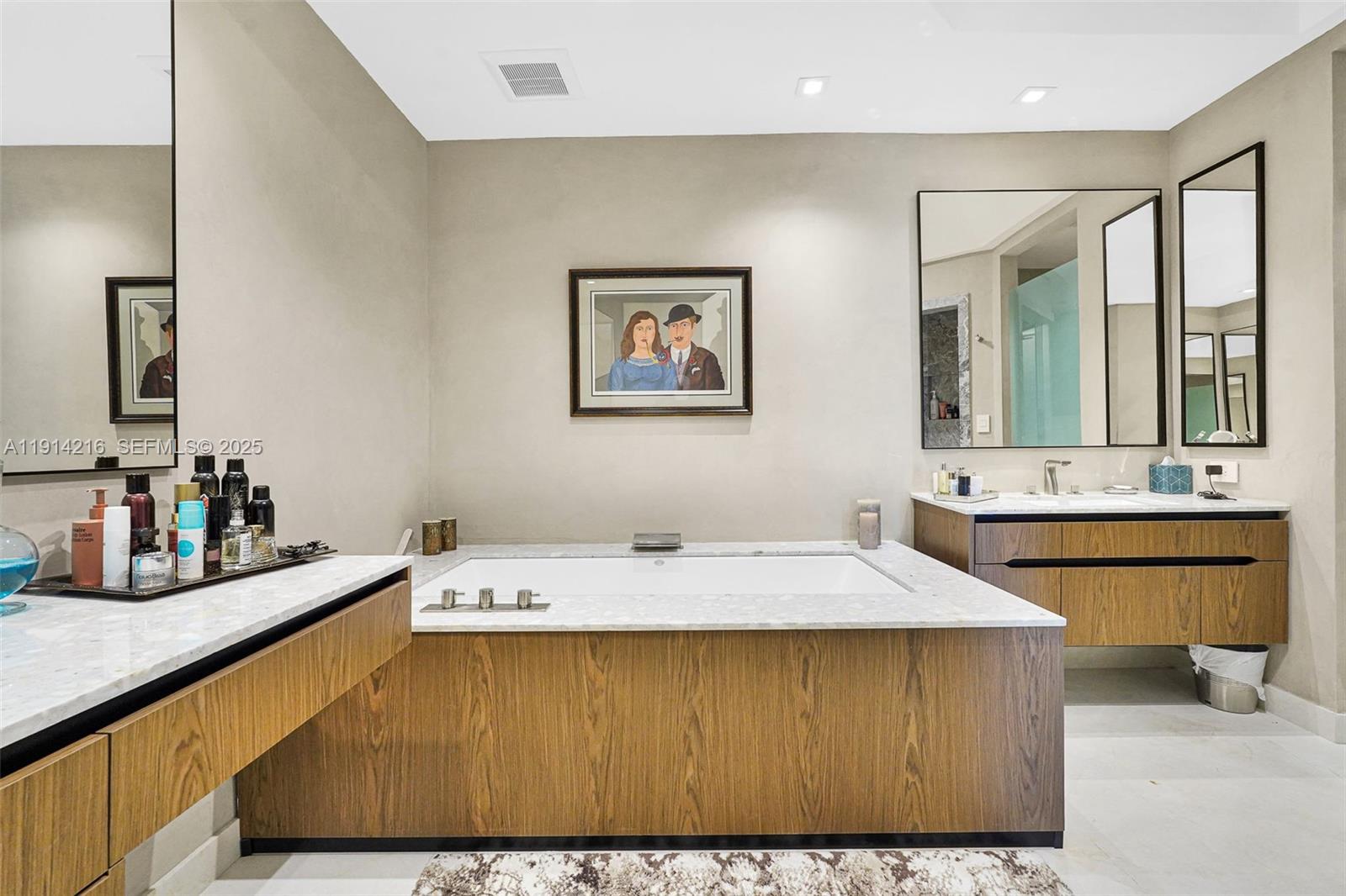 16047 Collins Ave #2102, Sunny Isles Beach FL 33160
