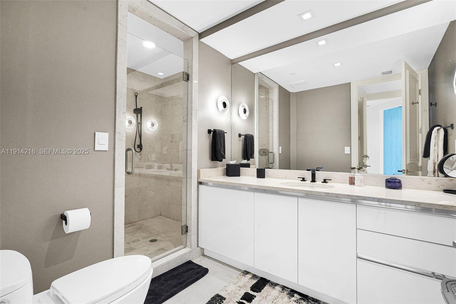 16047 Collins Ave #2102, Sunny Isles Beach FL 33160