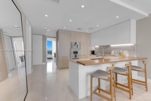 15701 Collins Ave #3203, Sunny Isles Beach FL 33160
