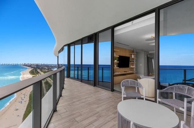 15701 Collins Ave #3203, Sunny Isles Beach FL 33160