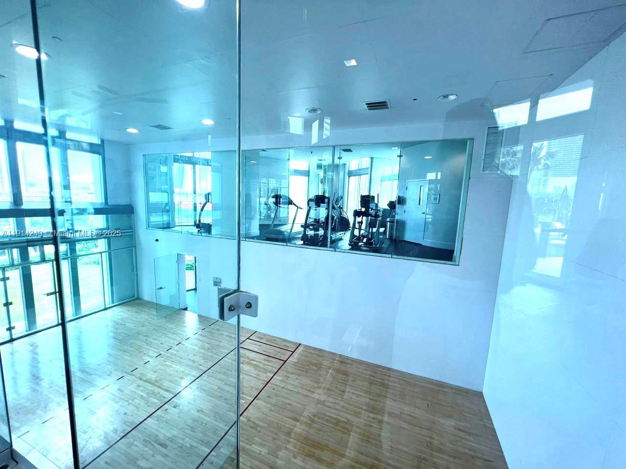 350 S Miami Ave #1502, Miami FL 33130