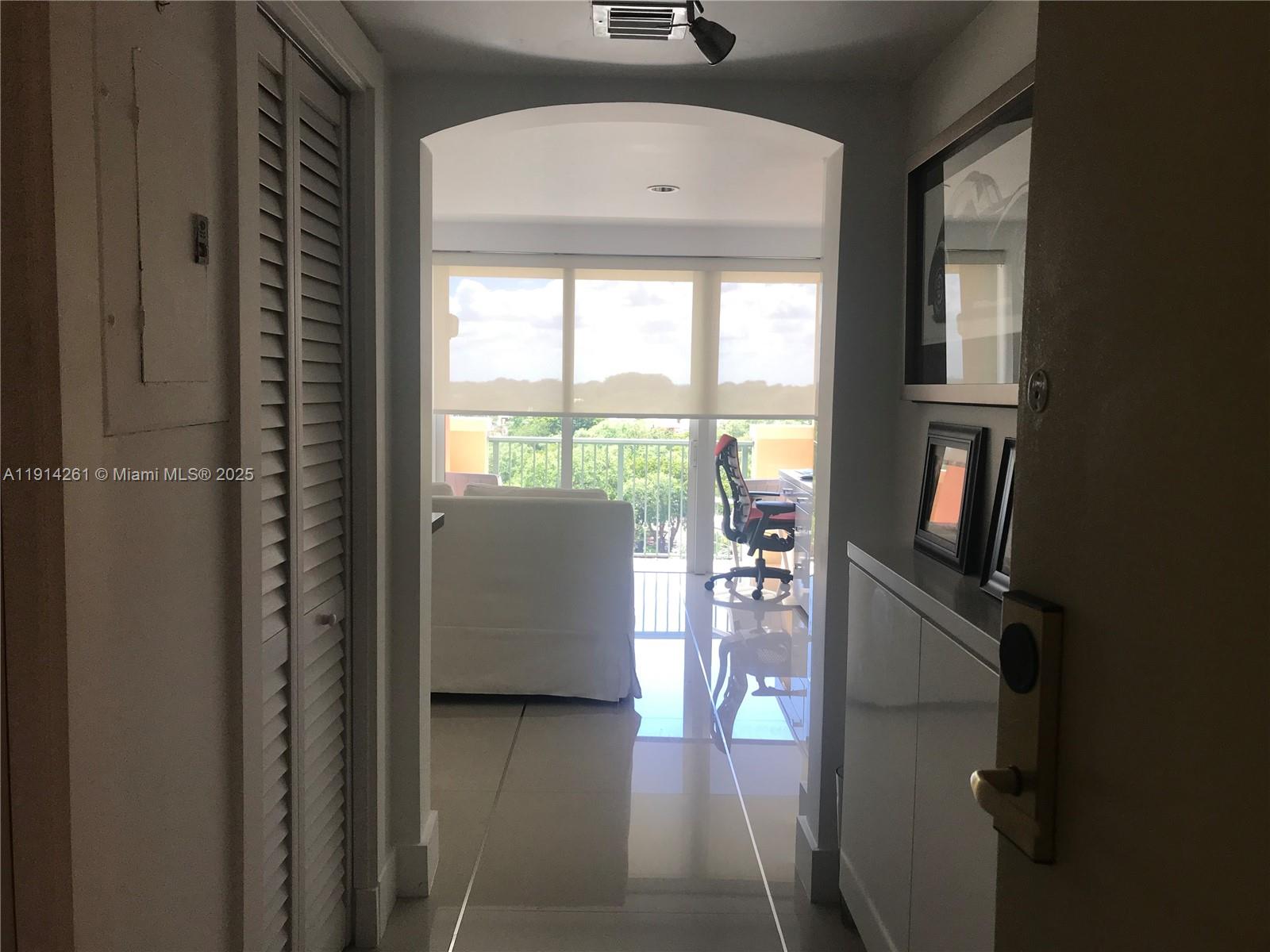 2951 S Bayshore Dr #904, Miami FL 33133