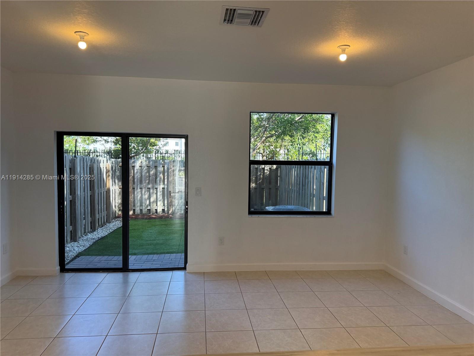 685 NE 208th Ter #685, Miami FL 33179