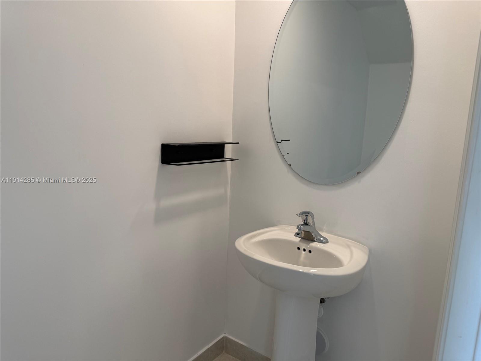 685 NE 208th Ter #685, Miami FL 33179