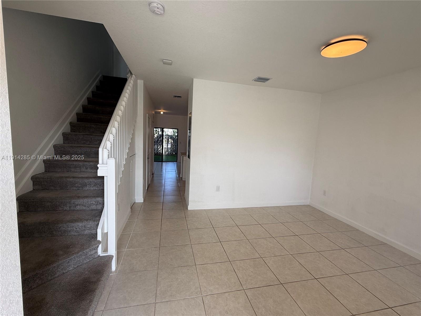 685 NE 208th Ter #685, Miami FL 33179