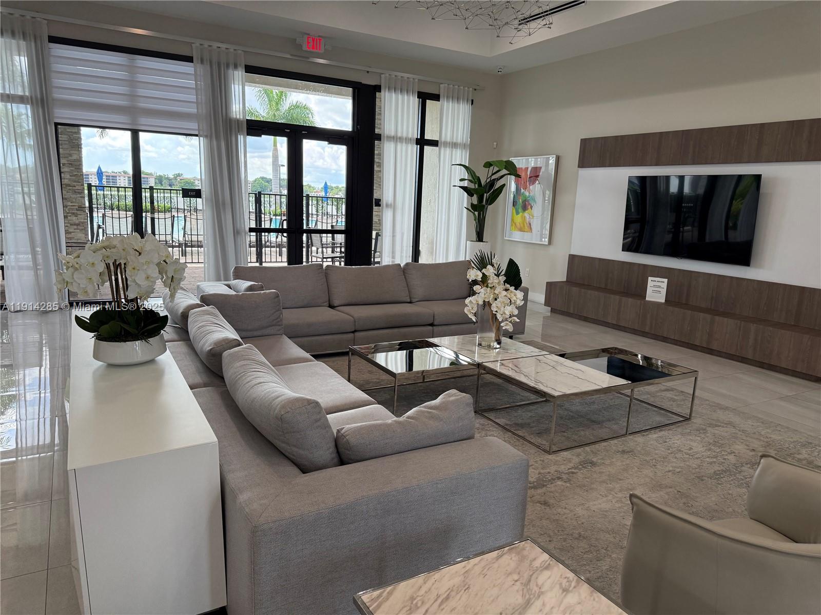 685 NE 208th Ter #685, Miami FL 33179
