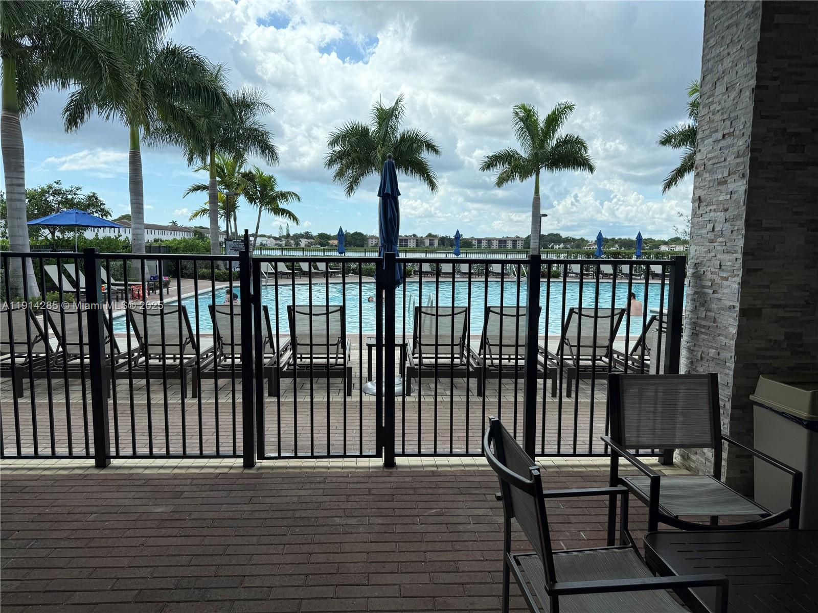 685 NE 208th Ter #685, Miami FL 33179
