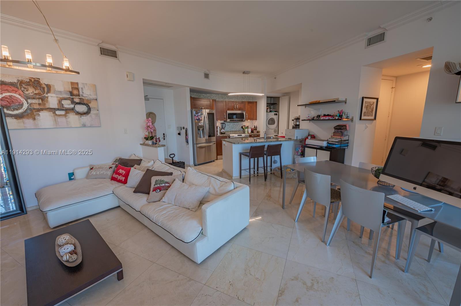 19900 E Country Club Dr #TS14, Aventura FL 33180