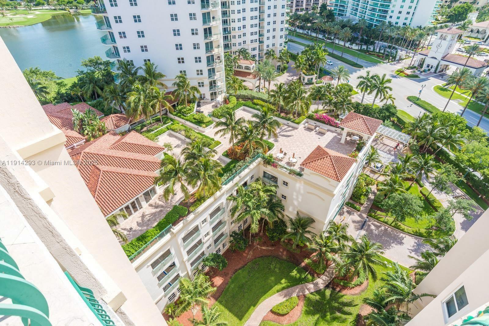 19900 E Country Club Dr #TS14, Aventura FL 33180