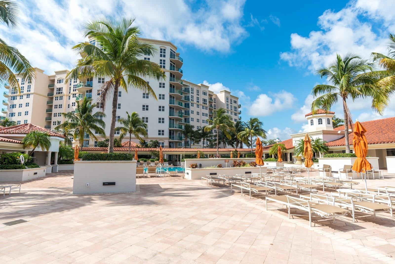 19900 E Country Club Dr #TS14, Aventura FL 33180