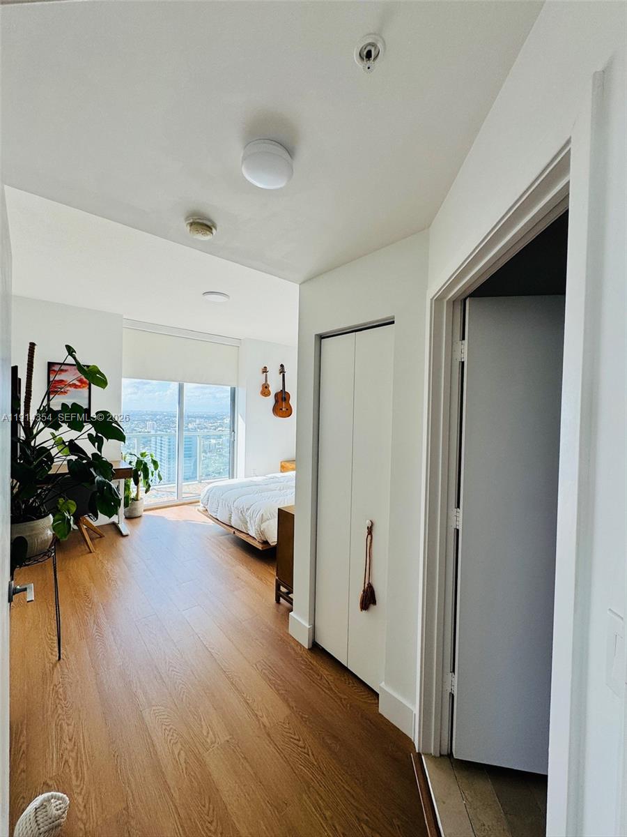 79 SW 12th St #3601-S, Miami FL 33130
