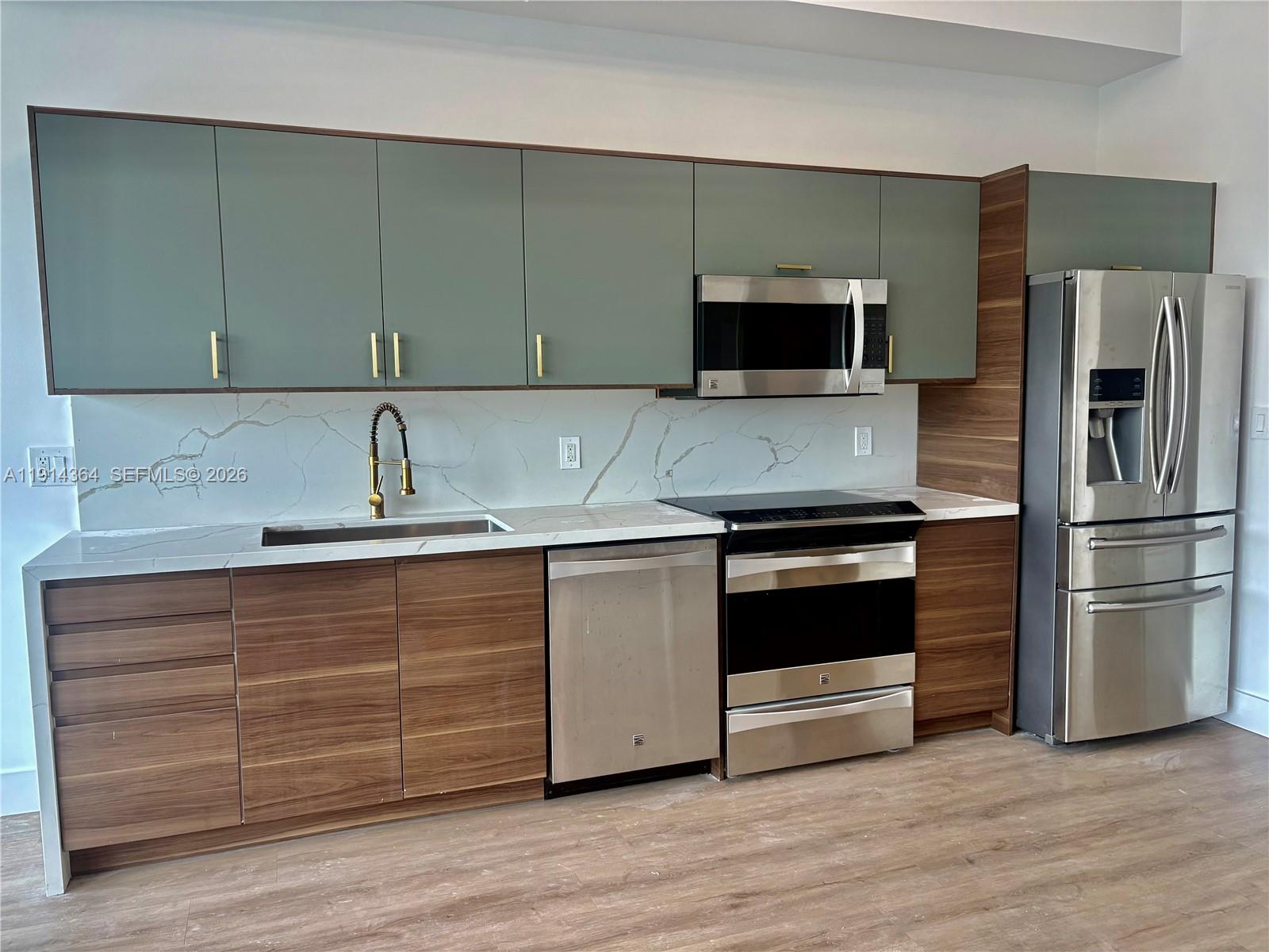 1800 N Bayshore Dr #306, Miami FL 33132