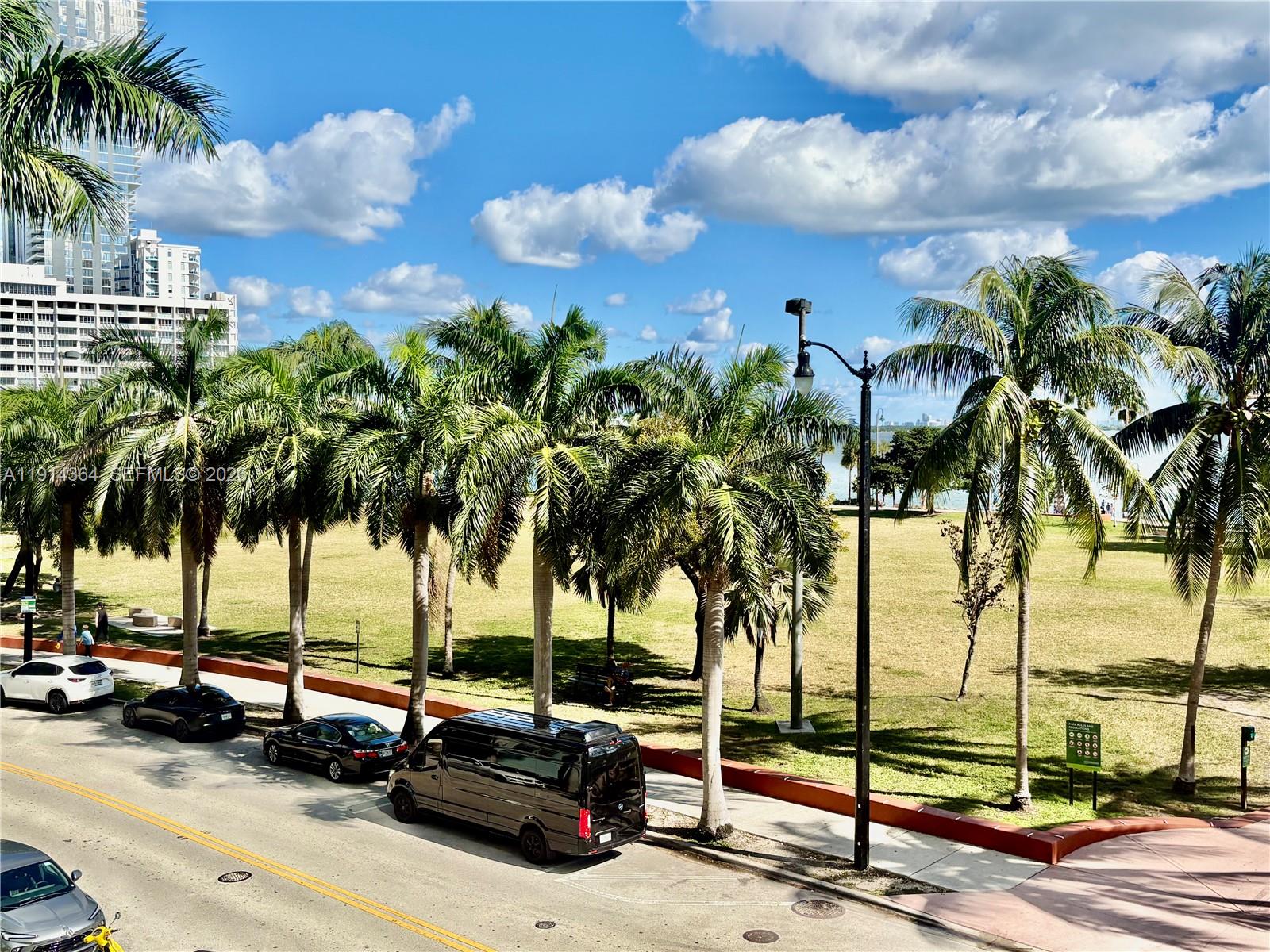 1800 N Bayshore Dr #306, Miami FL 33132