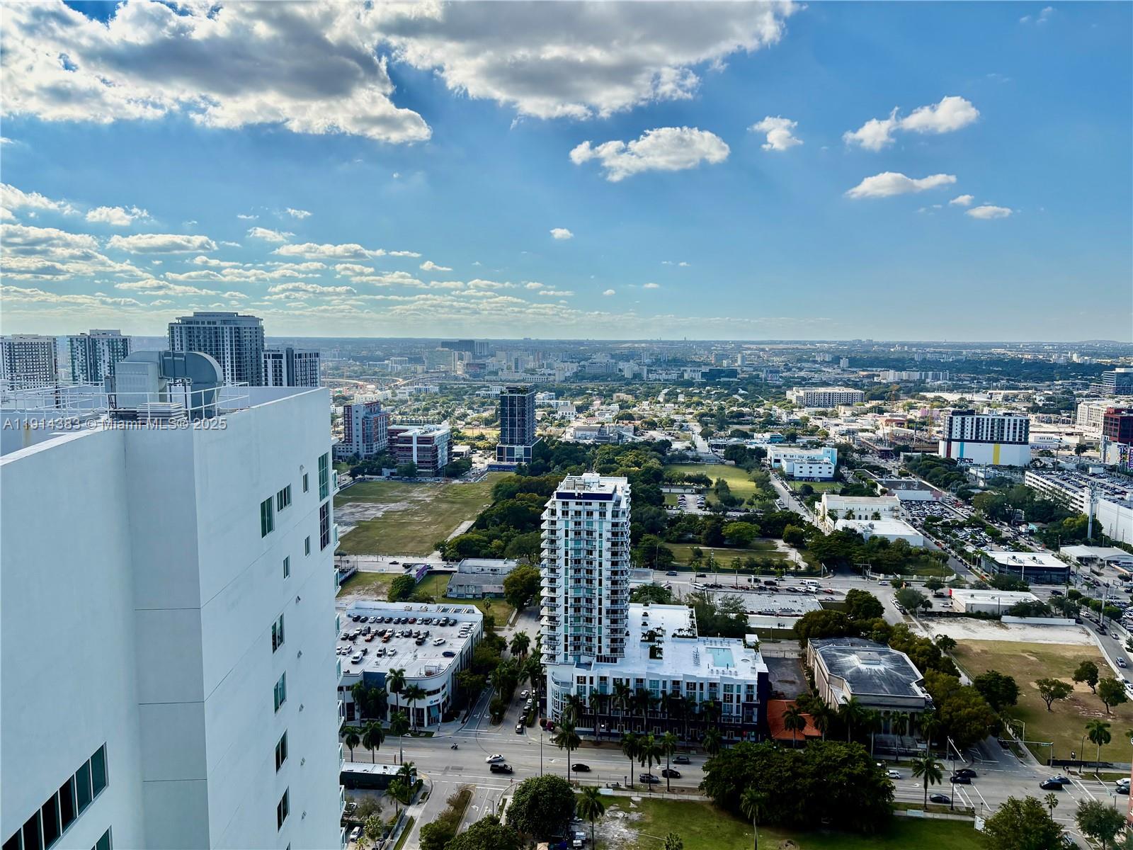 Miami FL 33132 - A11914383