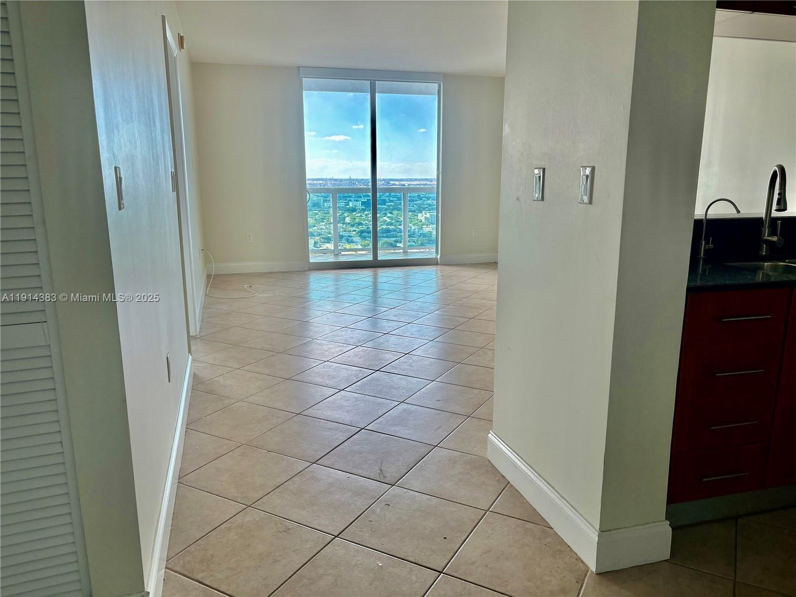 Miami FL 33132 - A11914383