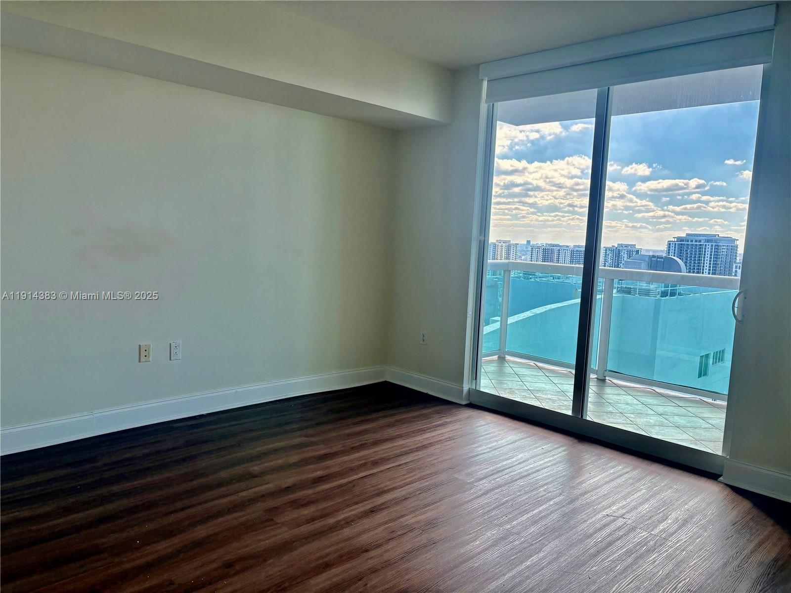 Miami FL 33132 - A11914383