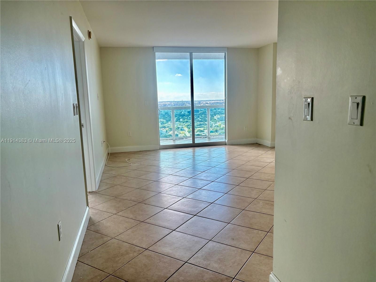 Miami FL 33132 - A11914383