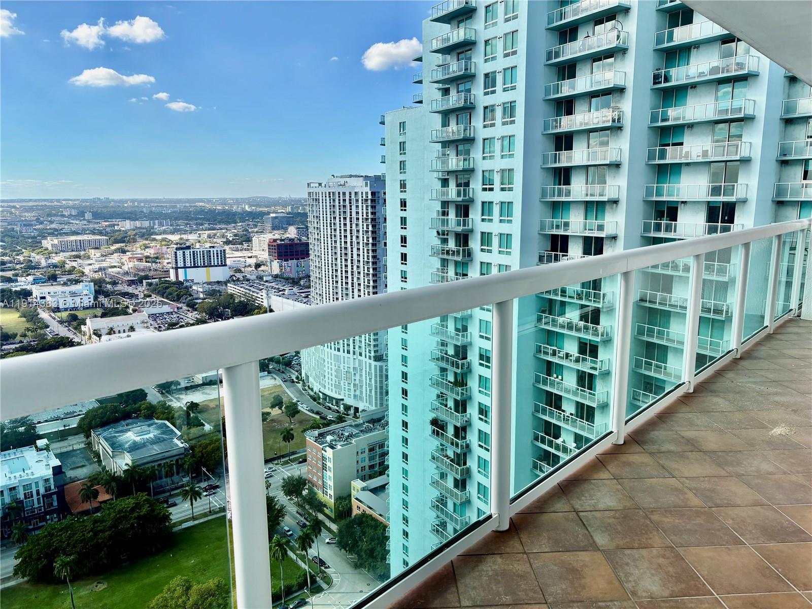 Miami FL 33132 - A11914383