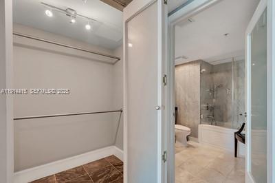 31 SE 5th St #2609, Miami FL 33131
