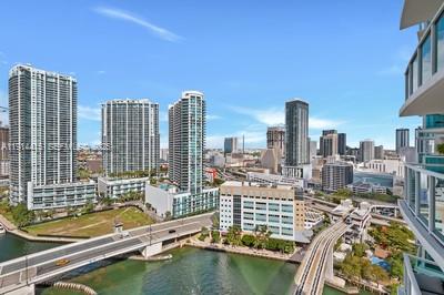 31 SE 5th St #2609, Miami FL 33131