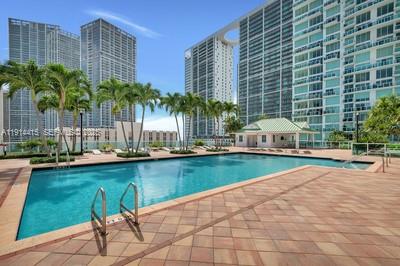 31 SE 5th St #2609, Miami FL 33131