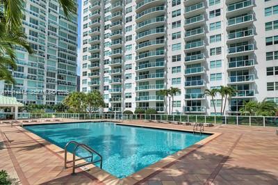 31 SE 5th St #2609, Miami FL 33131