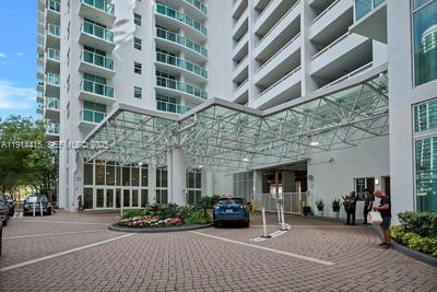 31 SE 5th St #2609, Miami FL 33131