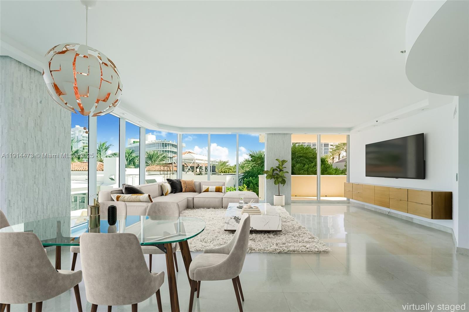 300 S Pointe Dr #405, Miami Beach FL 33139