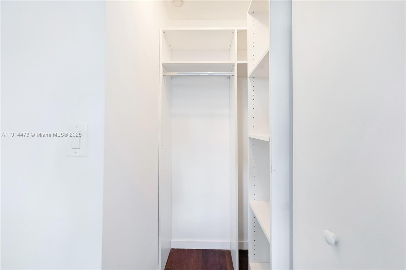 300 S Pointe Dr #405, Miami Beach FL 33139