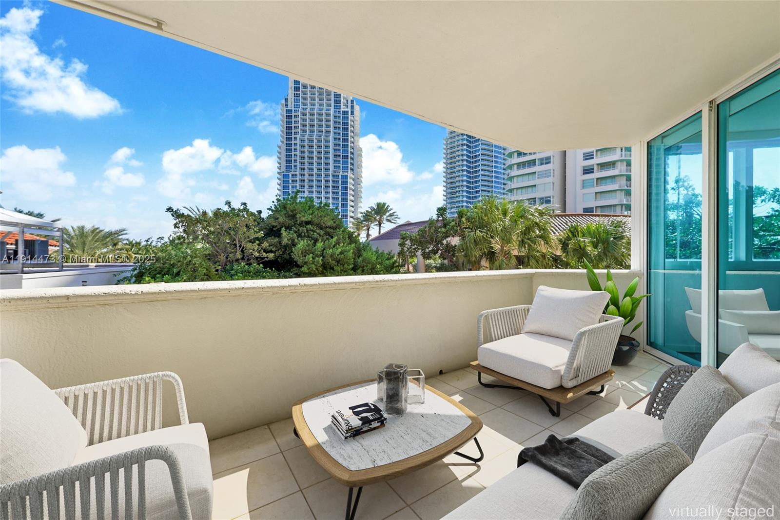 300 S Pointe Dr #405, Miami Beach FL 33139