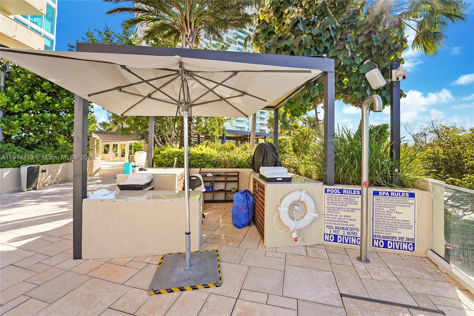 300 S Pointe Dr #405, Miami Beach FL 33139