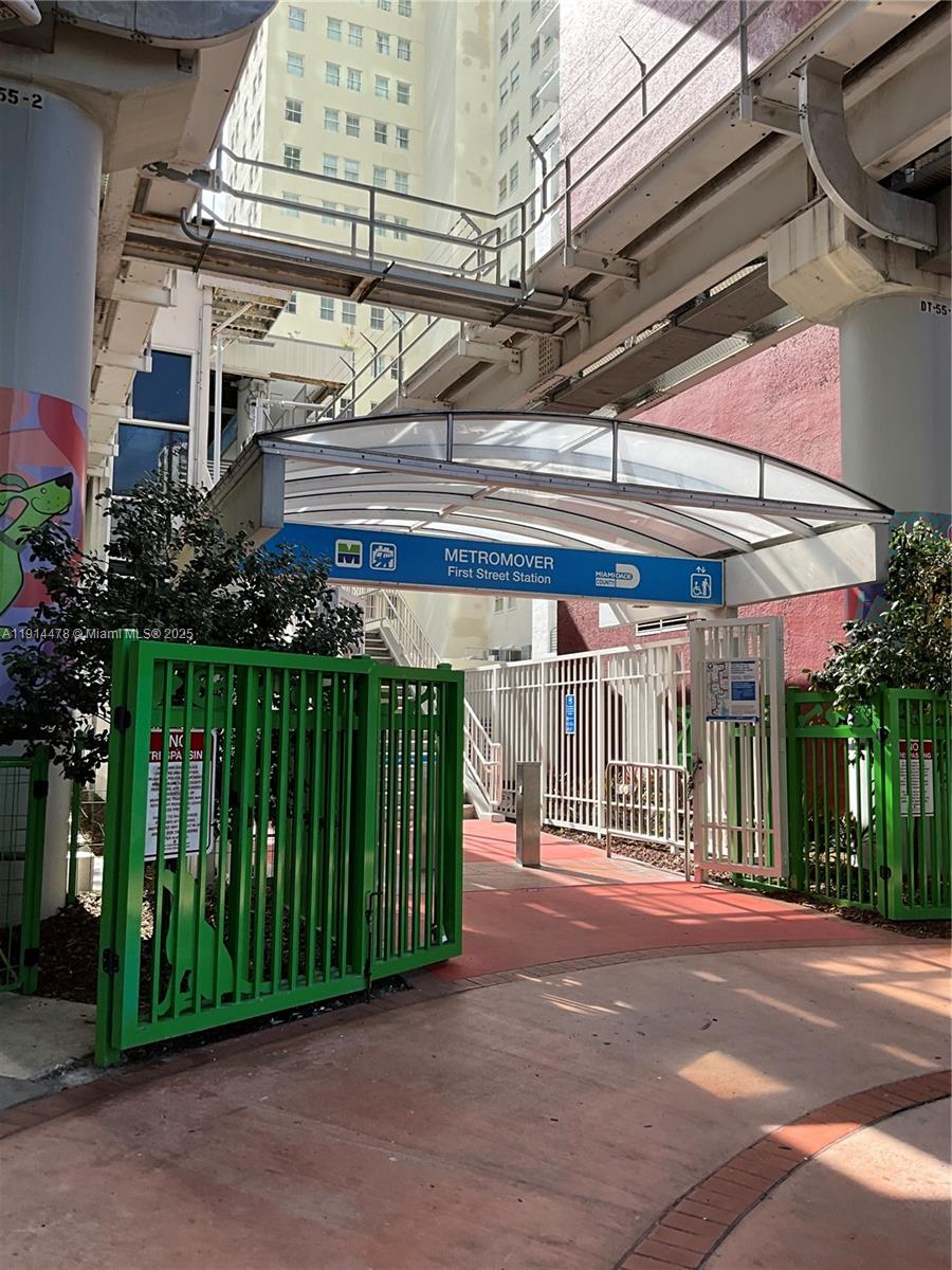 133 NE 2nd Ave #1911, Miami FL 33132