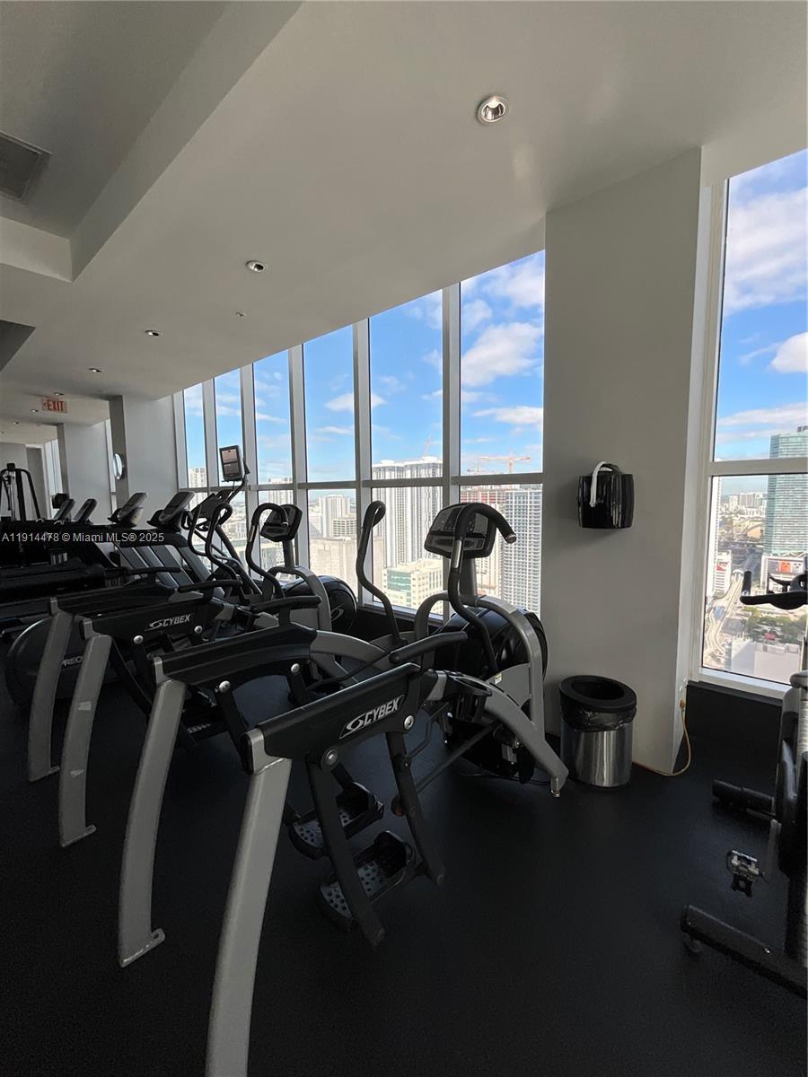 133 NE 2nd Ave #1911, Miami FL 33132
