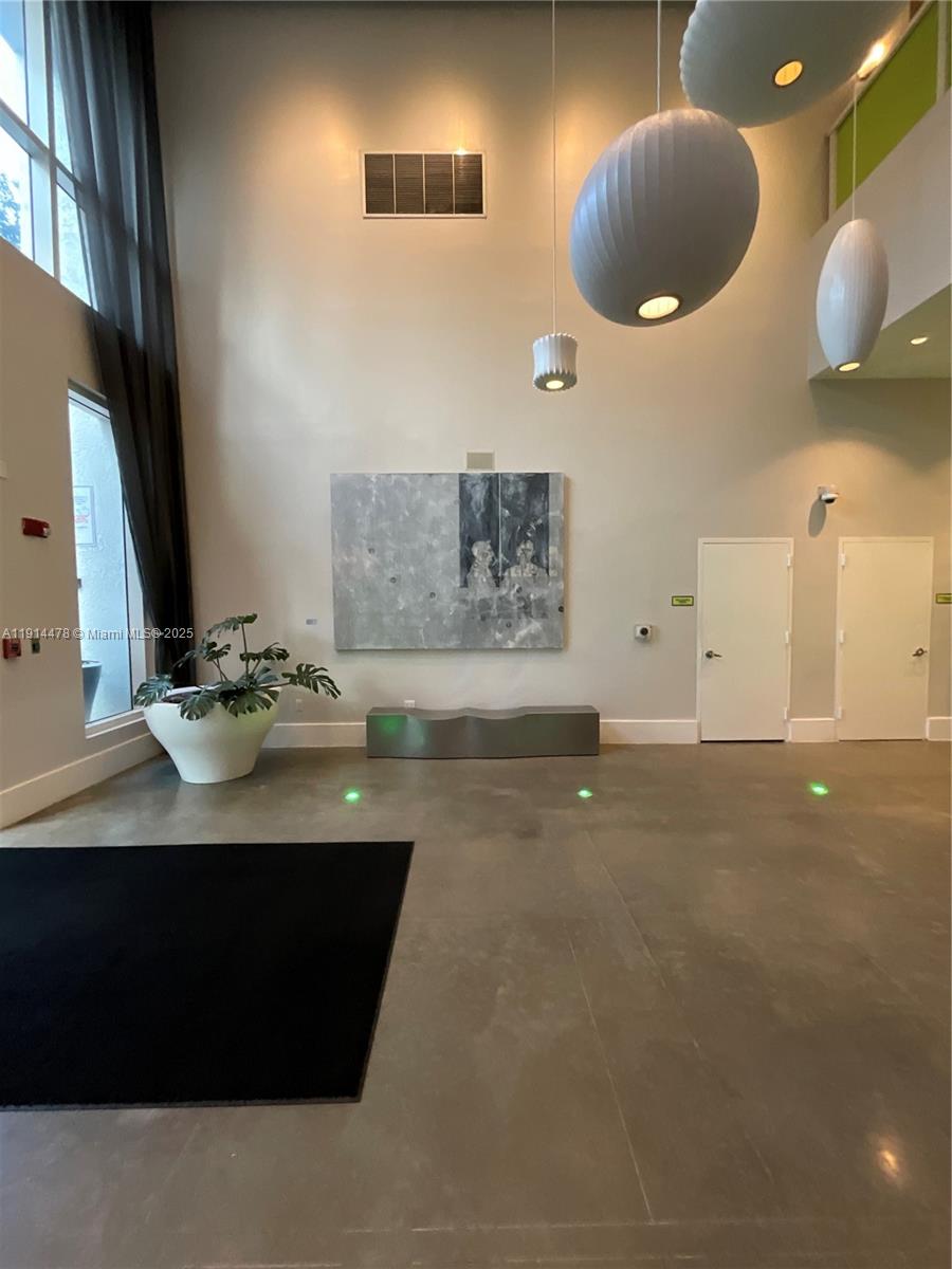 133 NE 2nd Ave #1911, Miami FL 33132