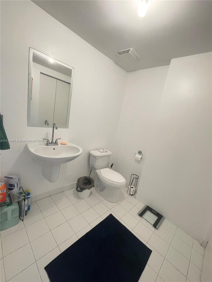 690 SW 1st Ct #1513, Miami FL 33130