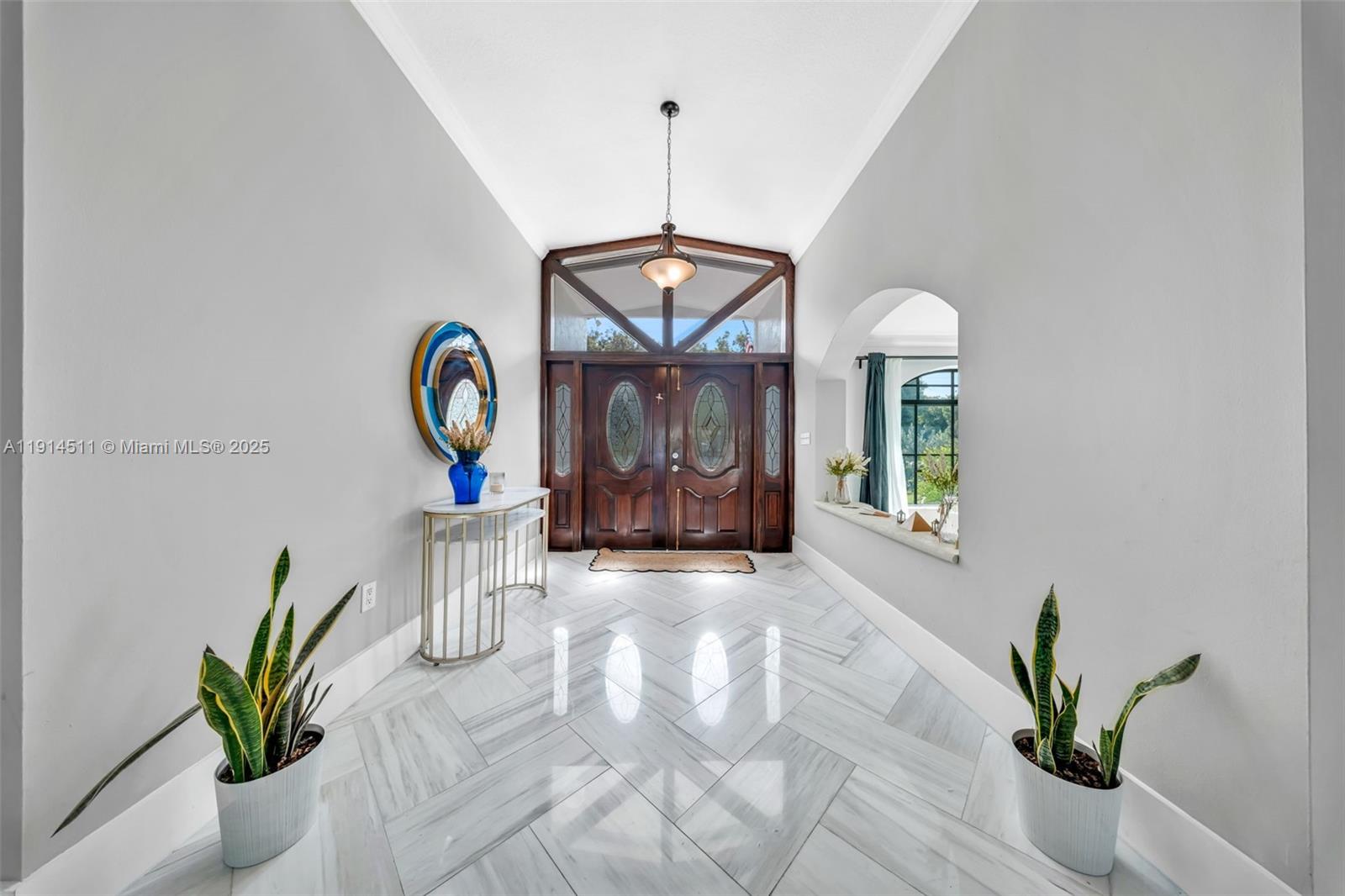 10195 NW 26th St, Doral FL 33172