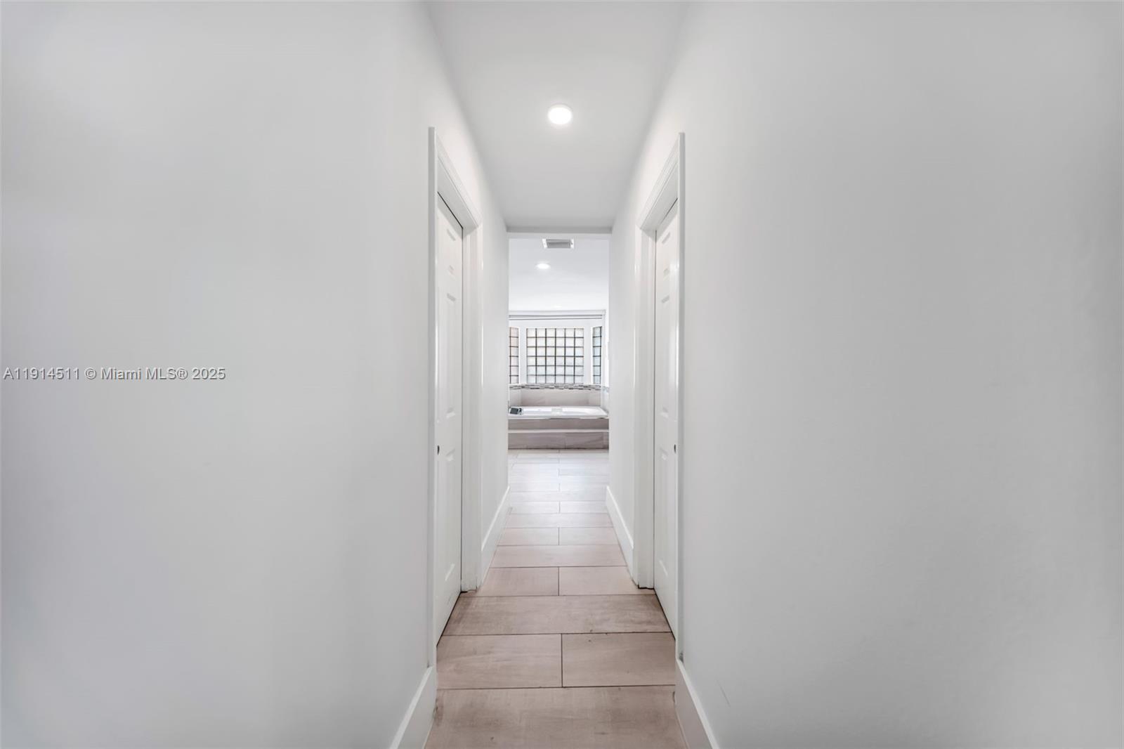 10195 NW 26th St, Doral FL 33172
