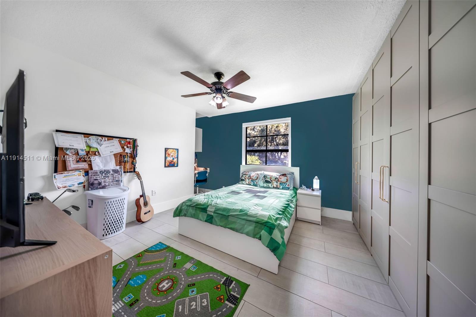 10195 NW 26th St, Doral FL 33172