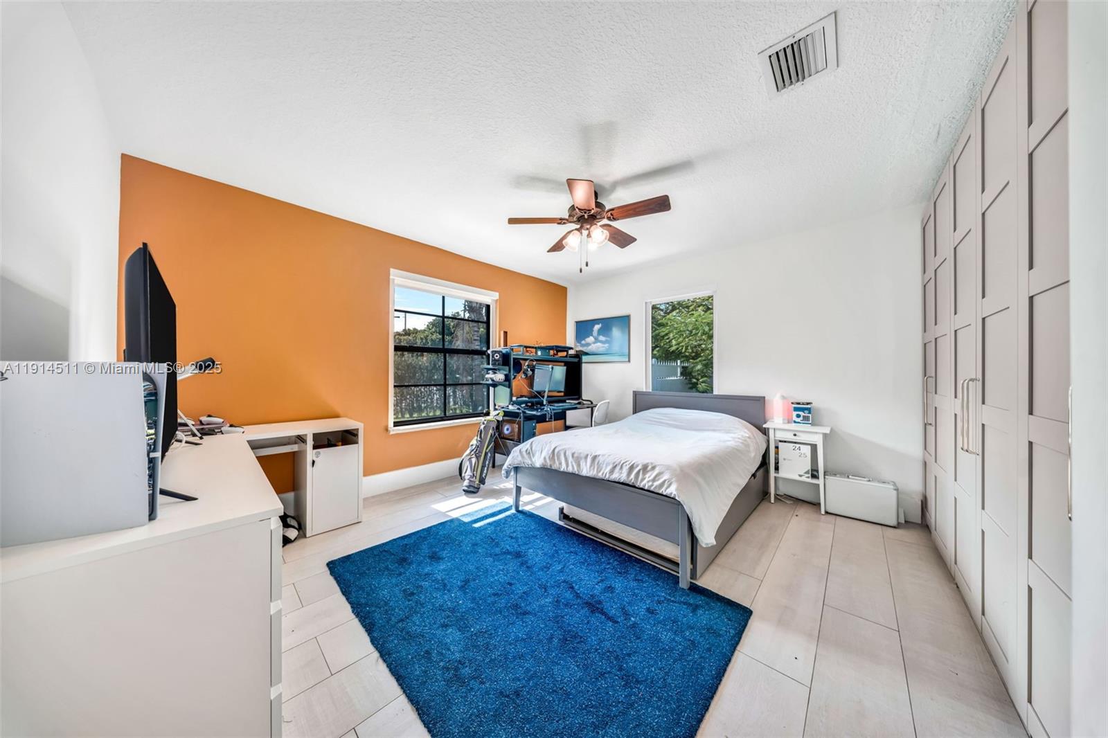 10195 NW 26th St, Doral FL 33172