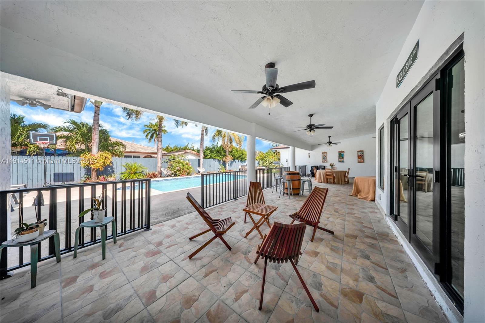 10195 NW 26th St, Doral FL 33172