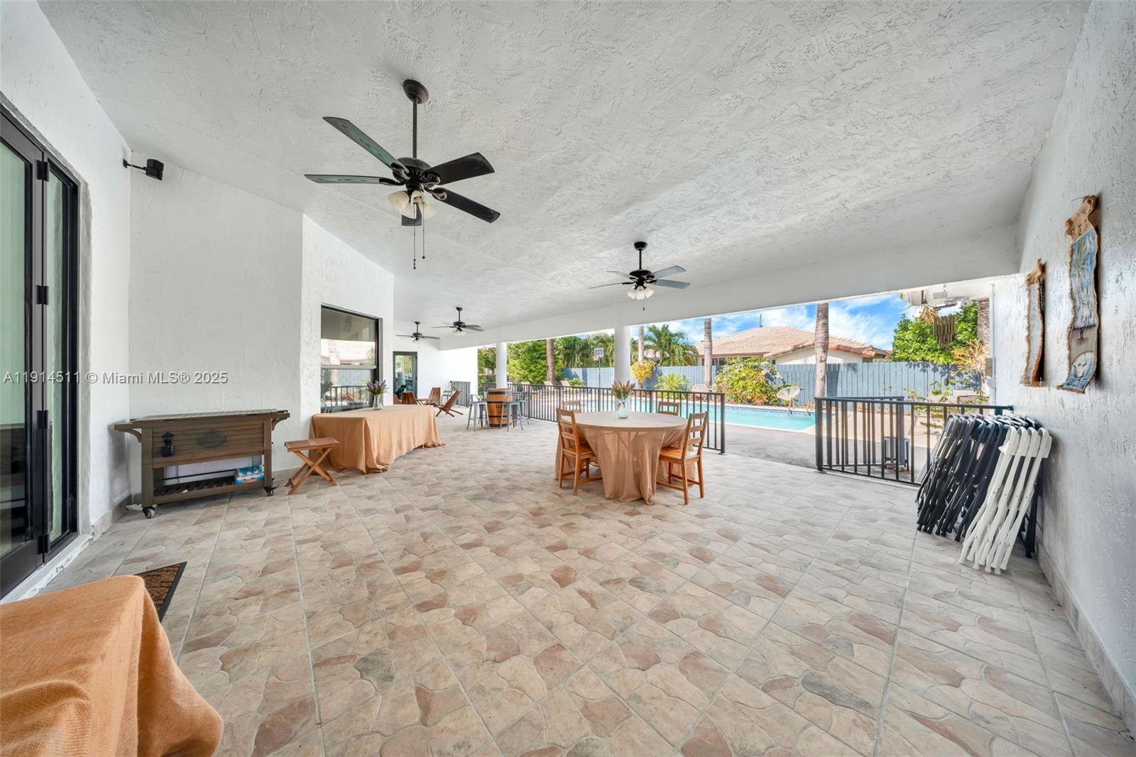 10195 NW 26th St, Doral FL 33172