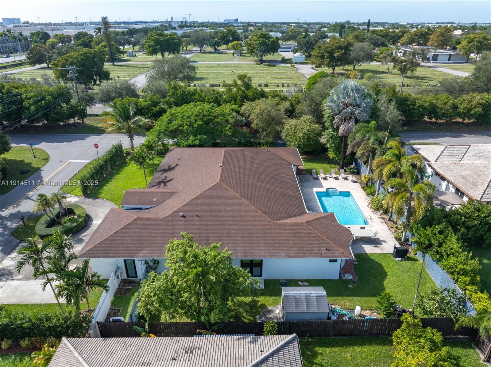 10195 NW 26th St, Doral FL 33172