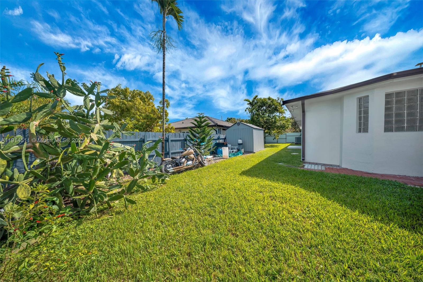 10195 NW 26th St, Doral FL 33172