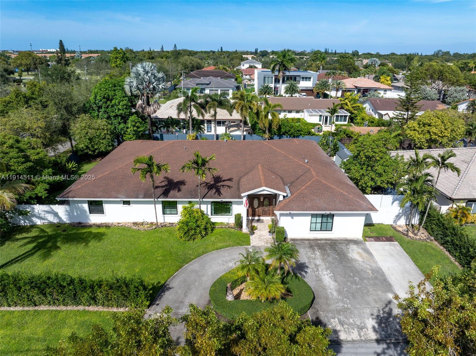 10195 NW 26th St, Doral FL 33172
