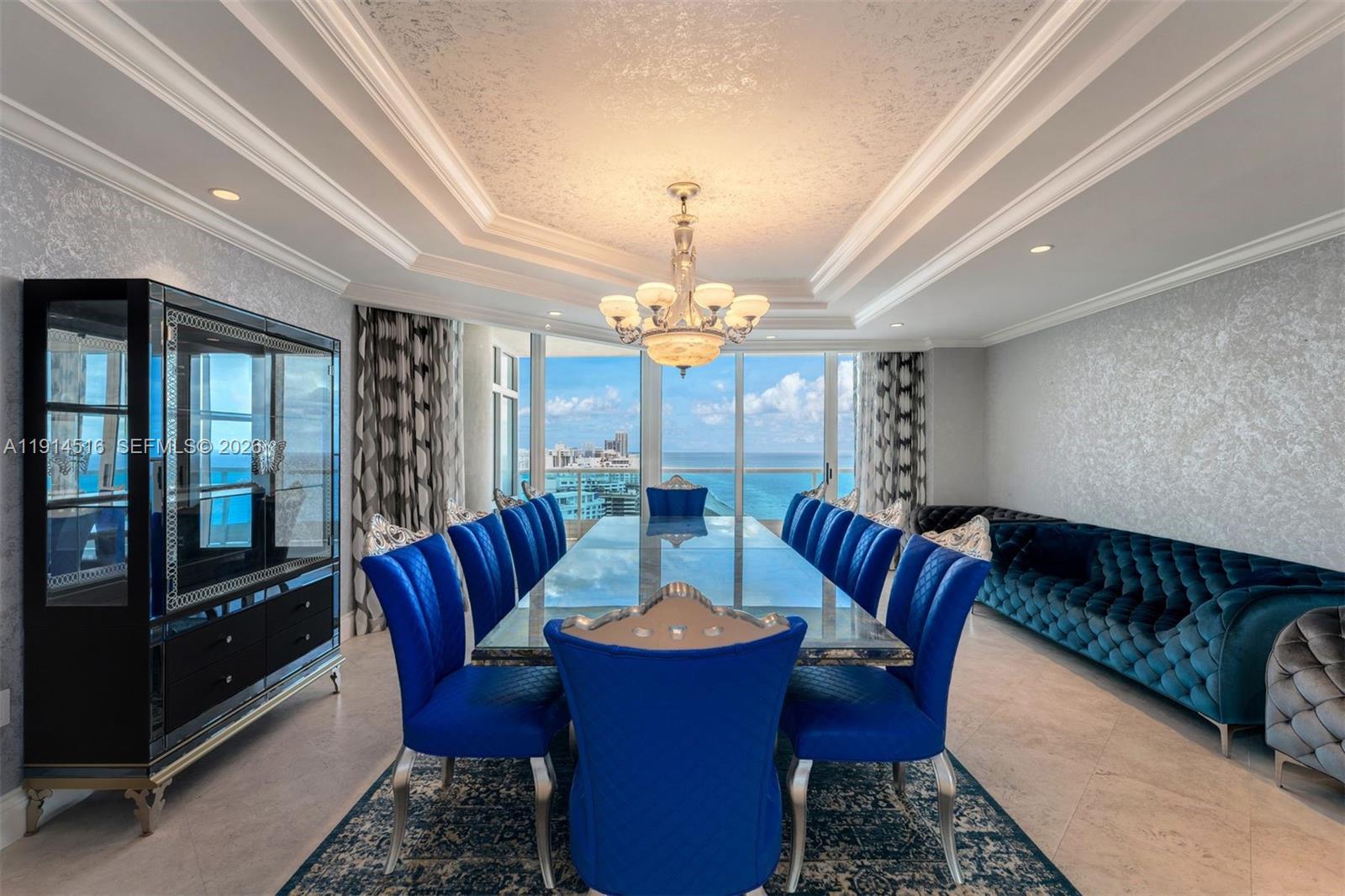 5025 Collins Ave #PH-1, Miami Beach FL 33140