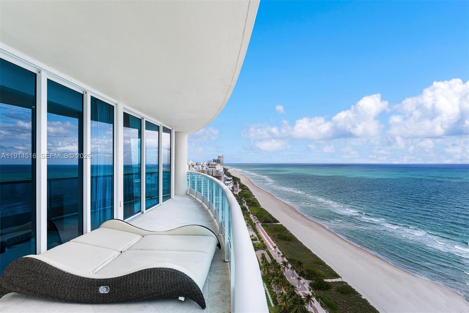 5025 Collins Ave #PH-1, Miami Beach FL 33140