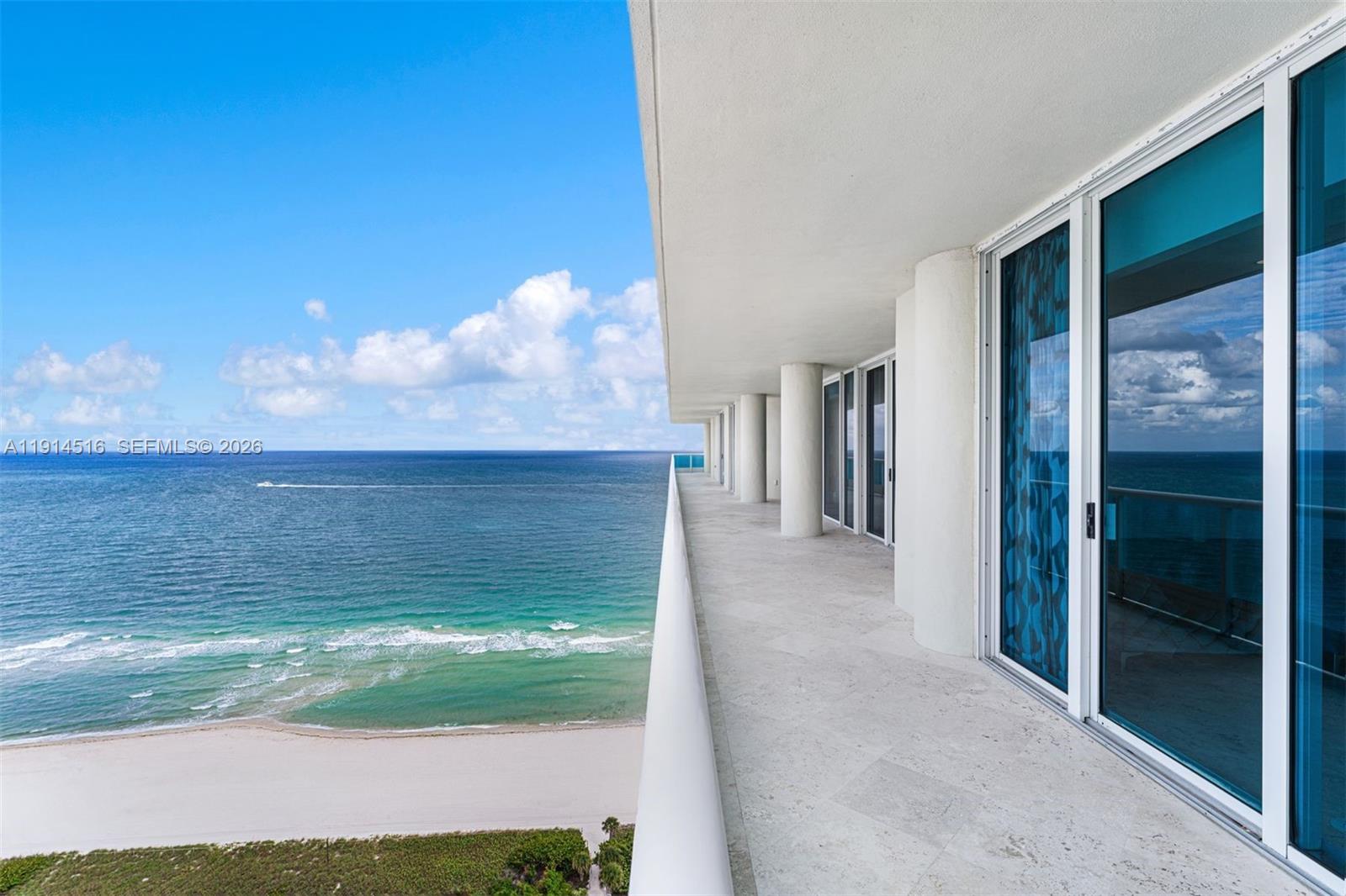 5025 Collins Ave #PH-1, Miami Beach FL 33140
