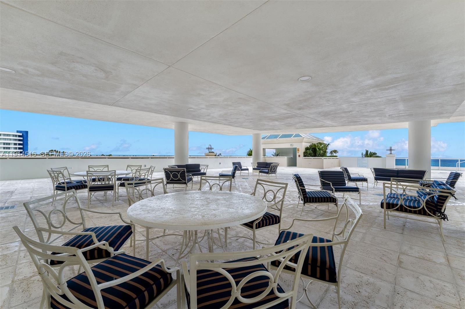 5025 Collins Ave #PH-1, Miami Beach FL 33140